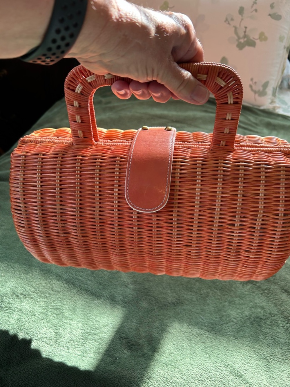 Maxx New York Orange Woven Barrel Clutch - Picture 13 of 13